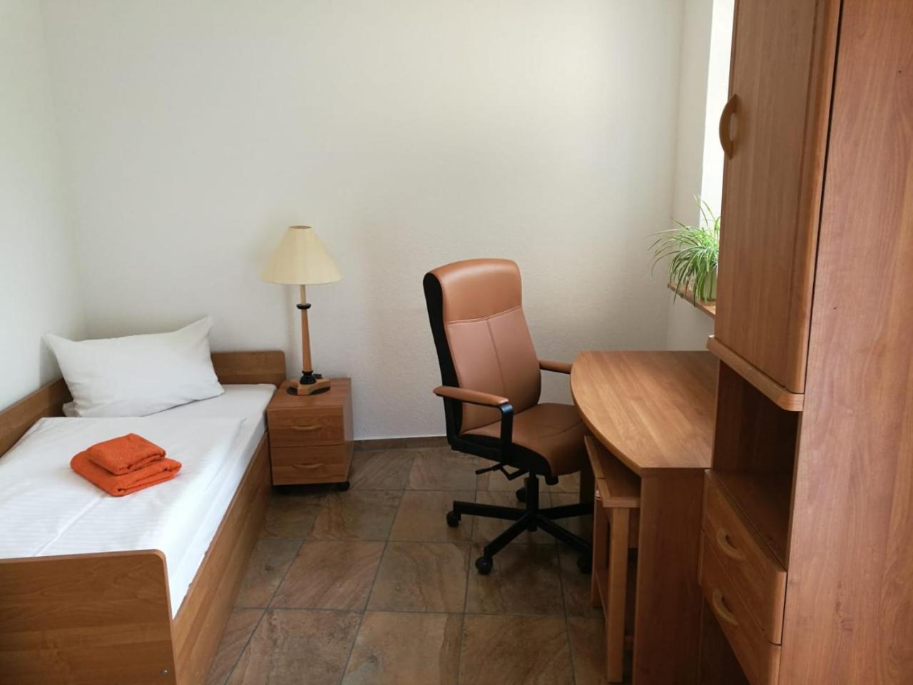 Wohnen Auf Zeit Nahe Leipziger Messe Hostel Εξωτερικό φωτογραφία